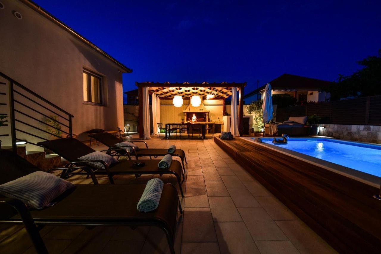 Villa Teuta Zadarvillas 外观 照片