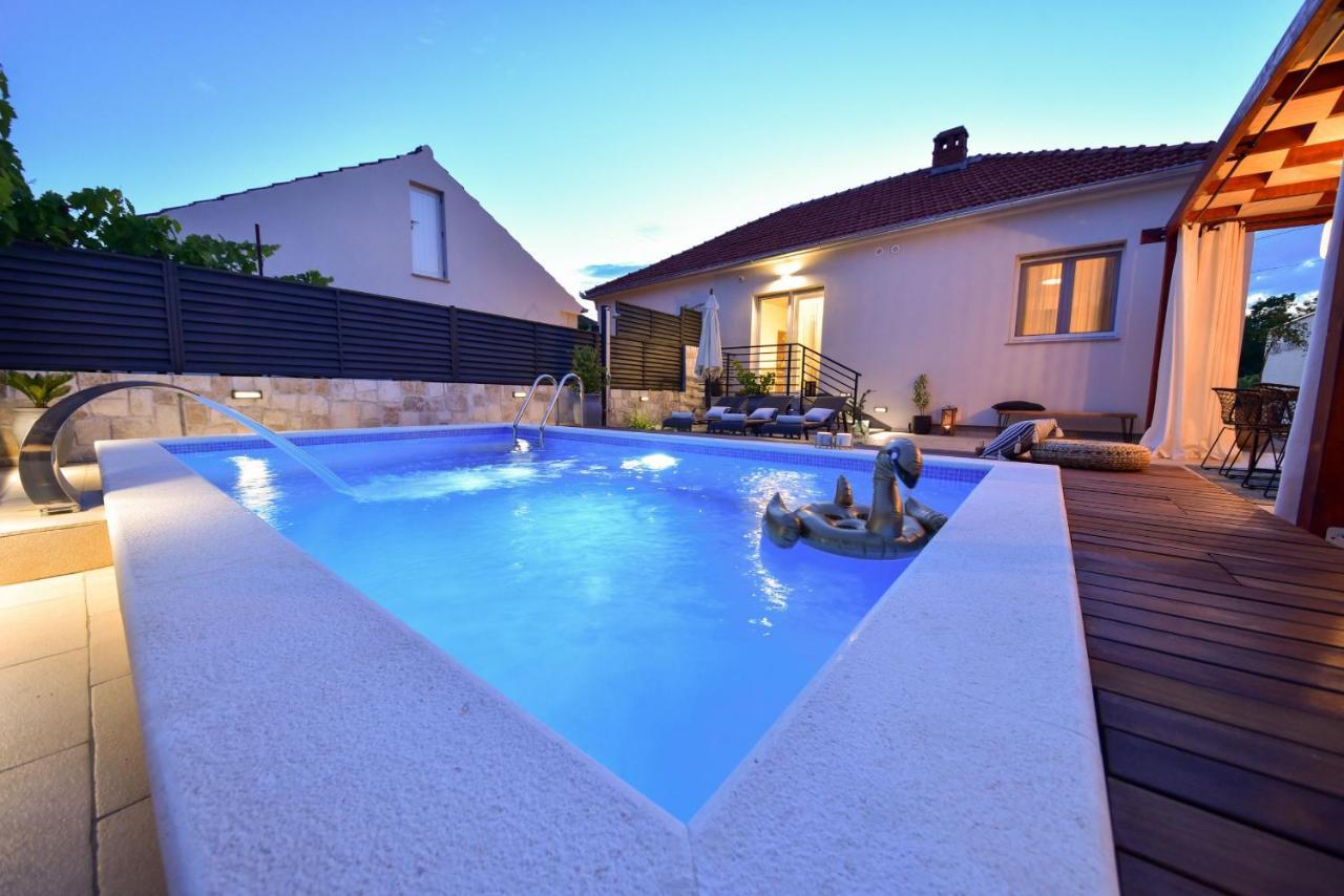 Villa Teuta Zadarvillas 外观 照片